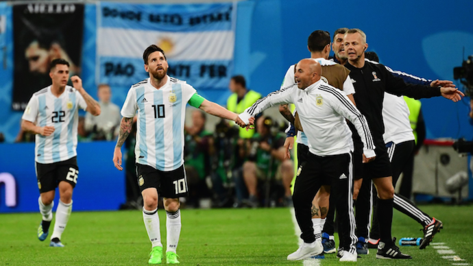 九游游戏中心-刚刚！风云突变夏洛特黄蜂今夜豪取连胜勒沃库森赛前刷新队史纪录，梅西在法国队比赛中惊艳表现的简单介绍