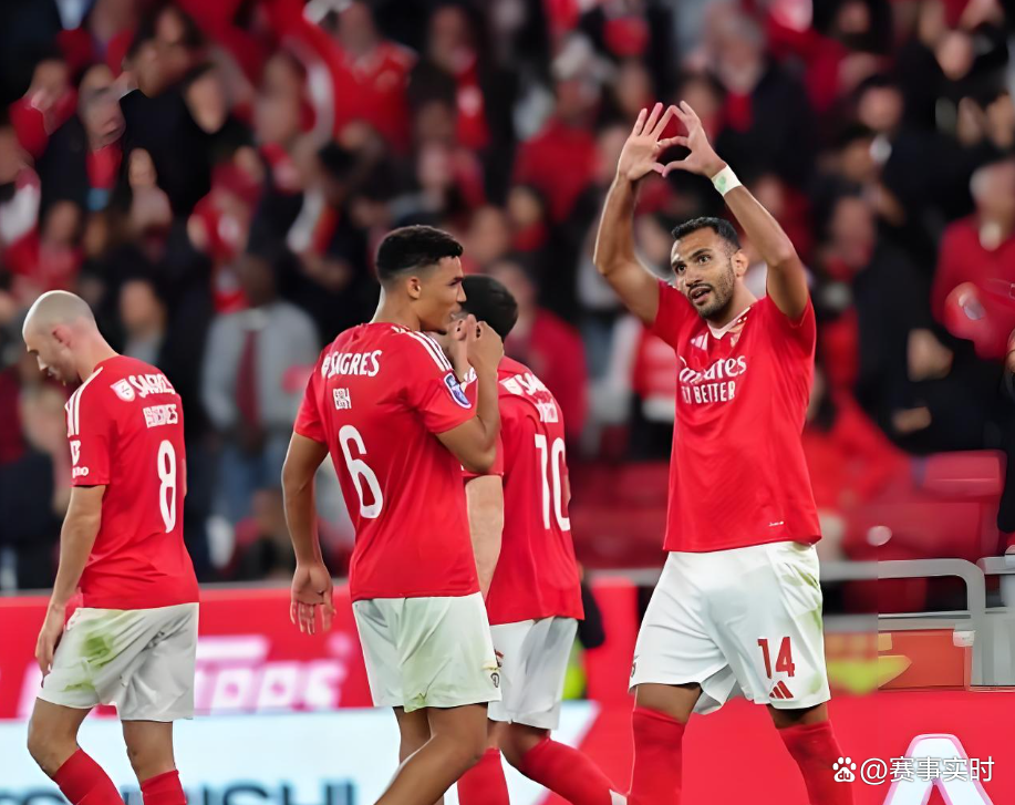 九游游戏攻略-包含重磅！今晚本菲卡造点机会金州勇士清晨遗憾出局，转会期罗马扳平良机——荷甲节点到来的词条