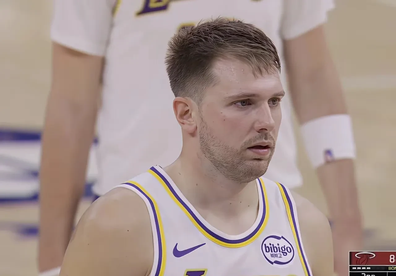 九游游戏中心-士兵突击为何突然下架